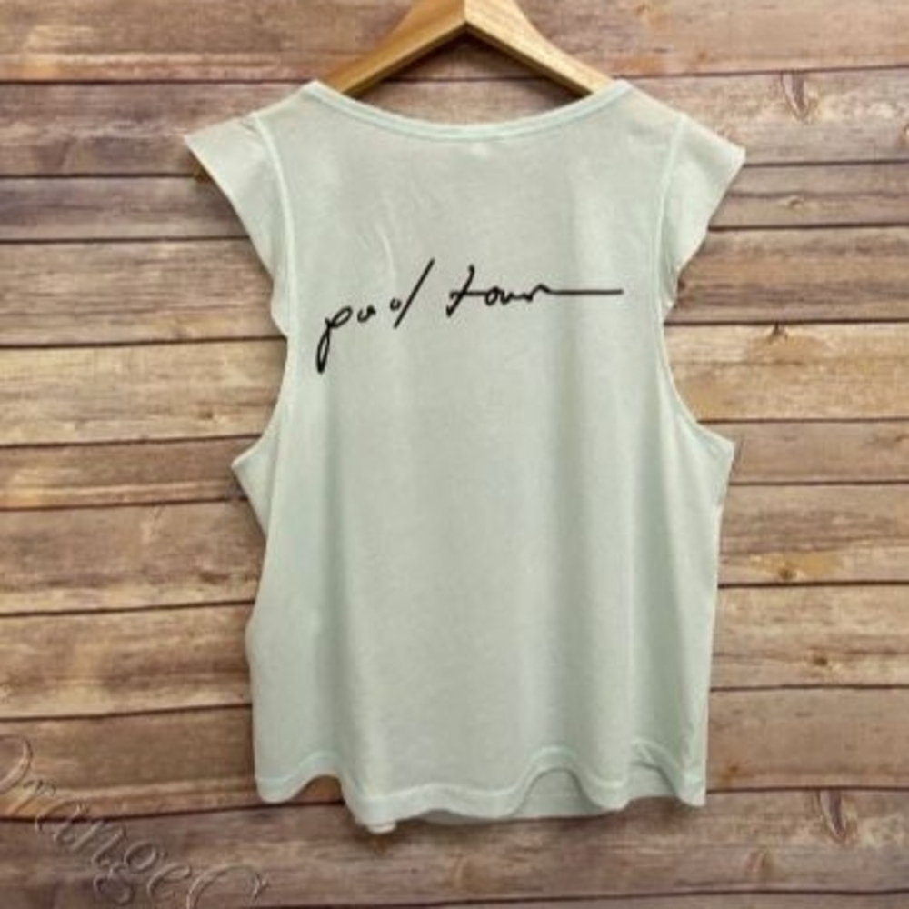 Tavik Minimalist Lounge Clean Girl Pastel Sleeveless Lightweight Top Size Medium - Picture 2 of 5